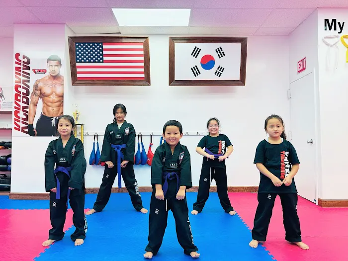 United Taekwondo Center/ TMA Kickboxing Picture 5