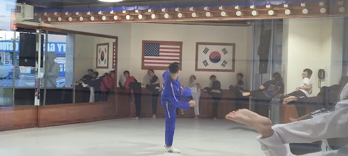 United Xtreme Martial arts, Elmhurst Picture 7