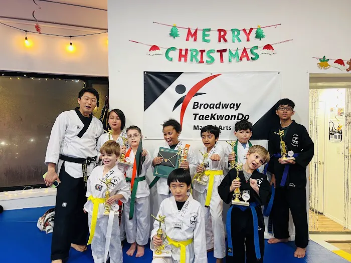 Broadway TaeKwonDo Martial Arts - Upper West Side Picture 3