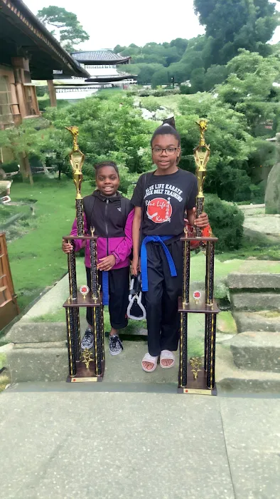 Blue Life Karate & Kickboxing Centers Picture 10