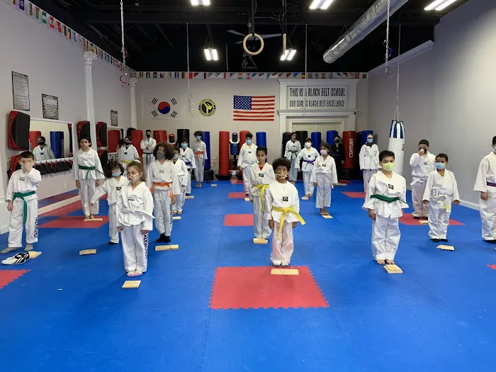 Lodi's Best Fitness and Kickboxing Center Picture 2