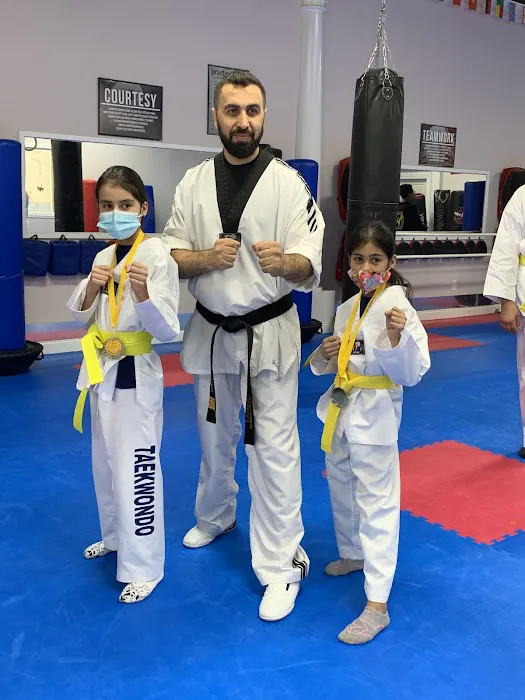 Lodi's Best Fitness and Kickboxing Center Picture 1