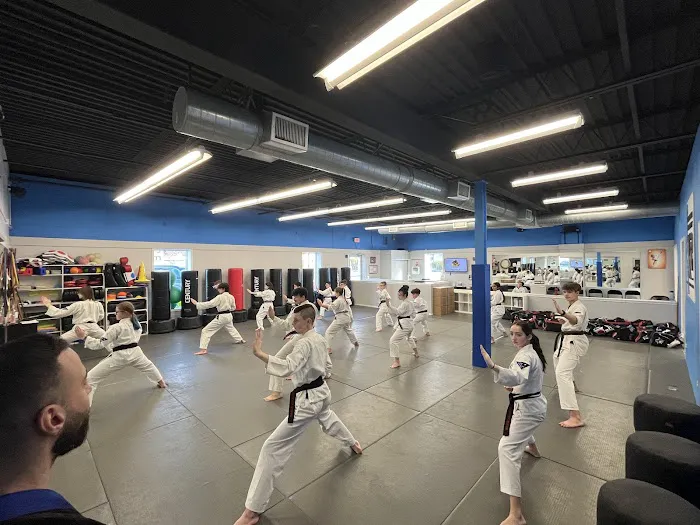 Cesar-Kai Academy Picture 7