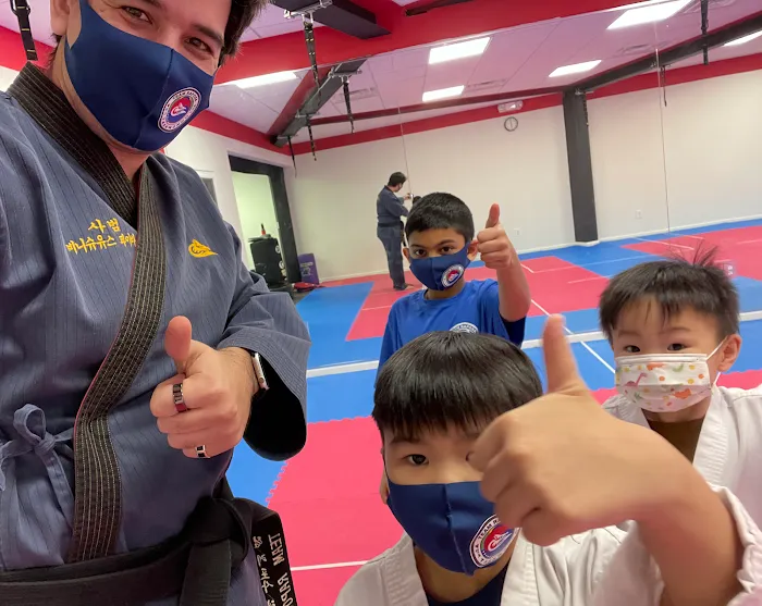 Team Raposa East Hanover Martial Arts / Black-K Picture 9