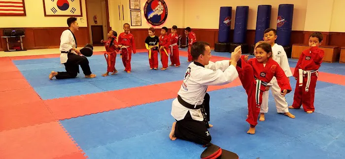 HwaRang Taekwondo Picture 4