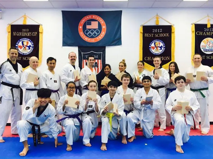 A PLUS GRAND MASTER JEON TAE KWON DO MARTIAL ARTS/KARATE Picture 3