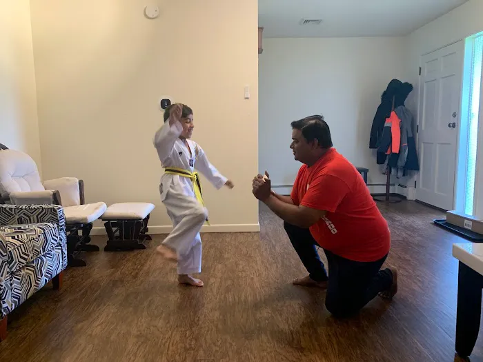Ahn's Taekwondo Picture 3