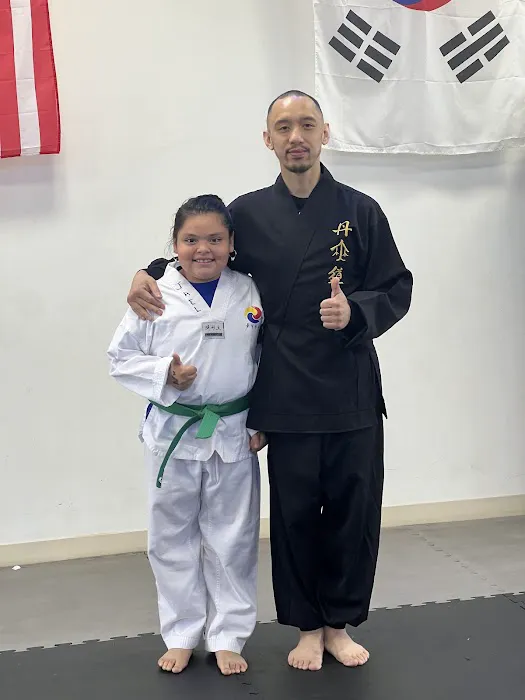 Hong Ik Martial Arts Picture 6