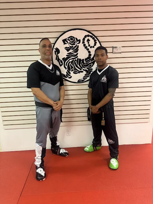 Uly Karate & Fitness Picture 3