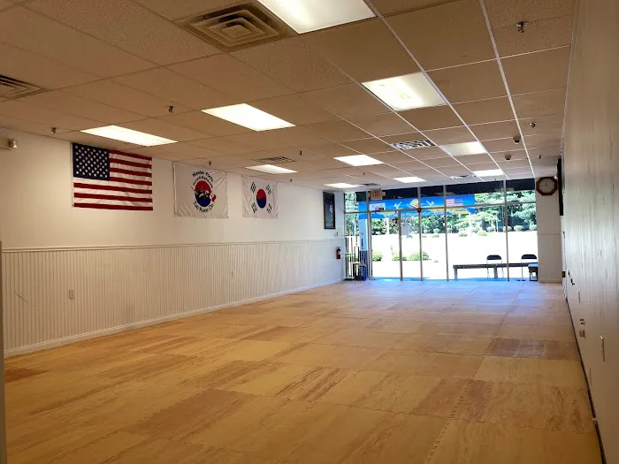 Master Yoo's Summit Martial Arts in Montvale Picture 1
