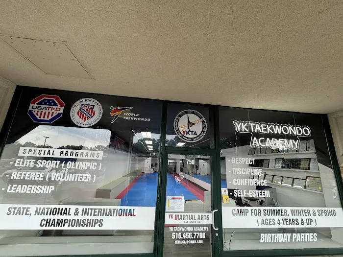 Team Pro. YK Taekwondo Academy Picture 10
