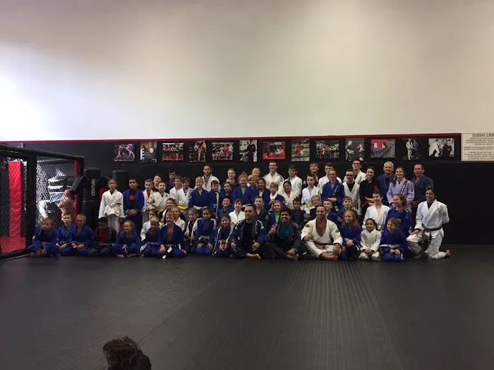 Tong Dragon Mixed Martial Arts Picture 6