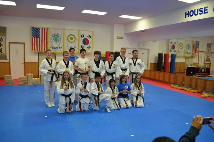 World Champion Taekwondo Picture 4