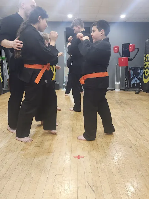 COMBAT 365 Picture 1