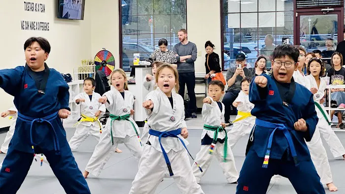 Tiger Kicks Martial Arts Taekwondo Picture 6