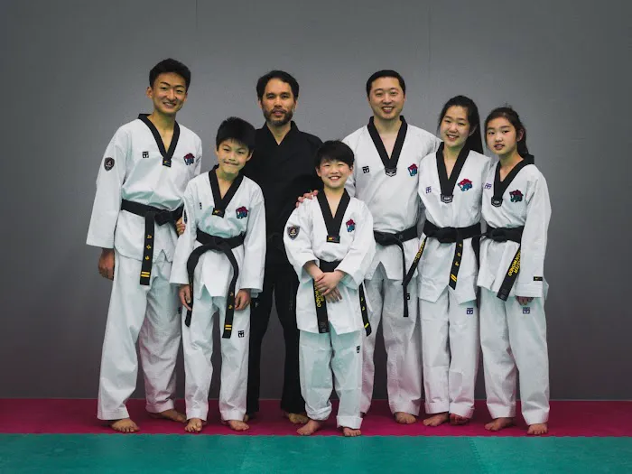 Master Taekwondo Picture 5