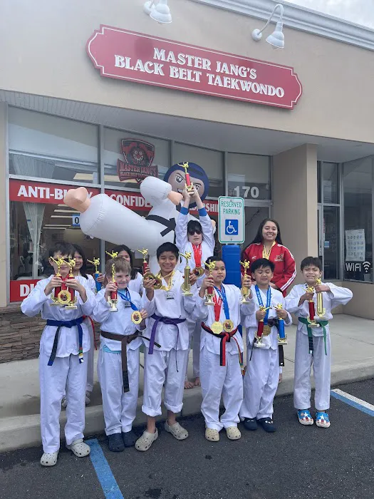 Master Jang's Black Belt Taekwondo Picture 8