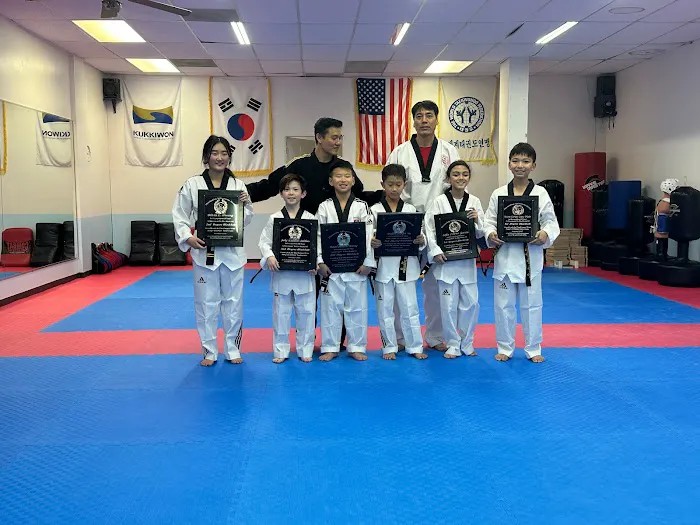 Jung Ultimate Tae Kwon DO Center Picture 2