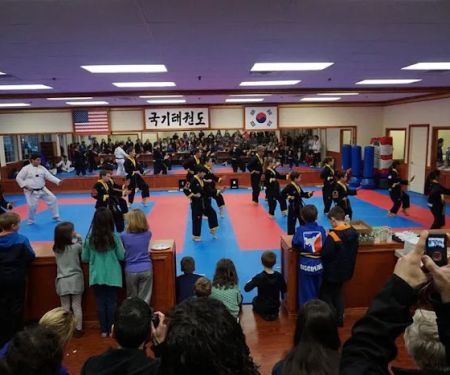 World Champion Taekwondo New Fairfield