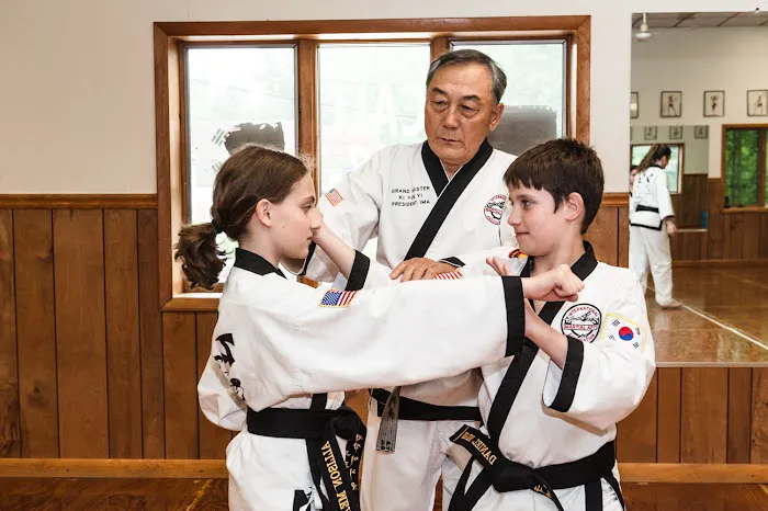 Yi's Karate Institute of Woodbury Heights Picture 8