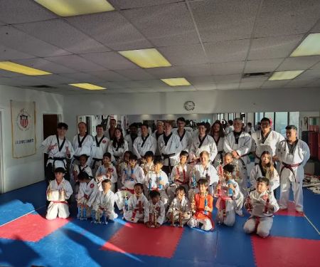 Hwang's School of Tae Kwon DO