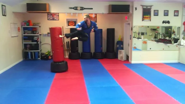 Gary Quillen's Moo Sa Black Belt Academy Picture 5