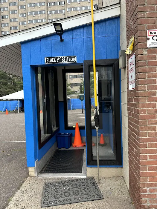 Valentin Karate Picture 6