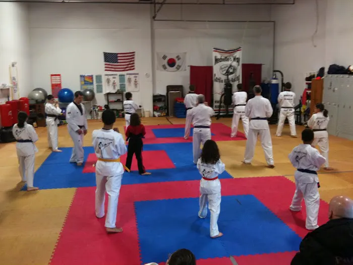 Mechelle's Way Tae Kwondo Picture 3