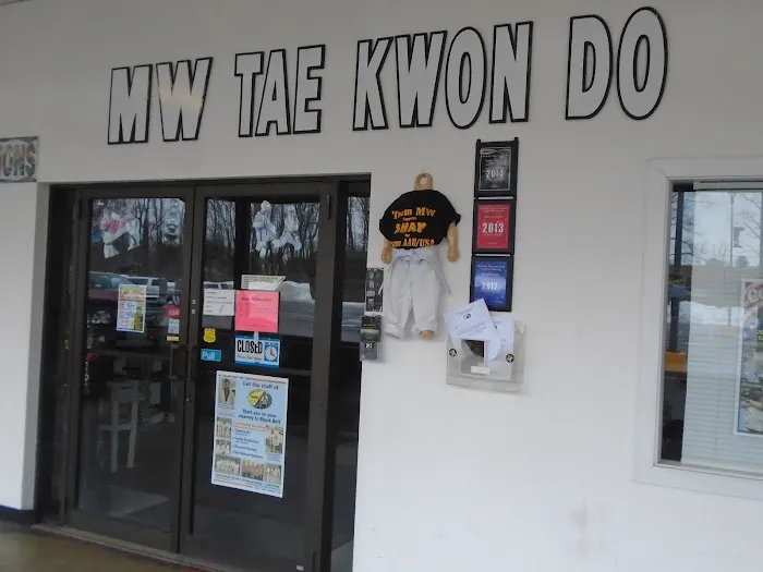 Mechelle's Way Tae Kwondo Picture 9