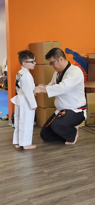 Hwang's Martial Arts Picture 2