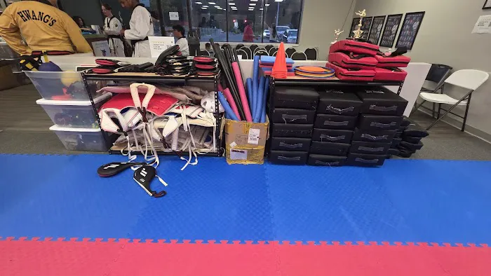 Hwang's Martial Arts Picture 5