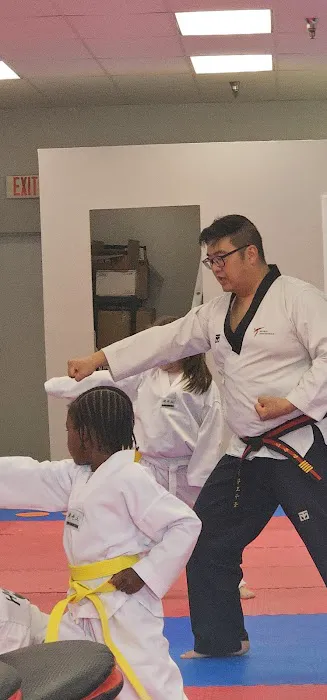 Hwang's Martial Arts Picture 8