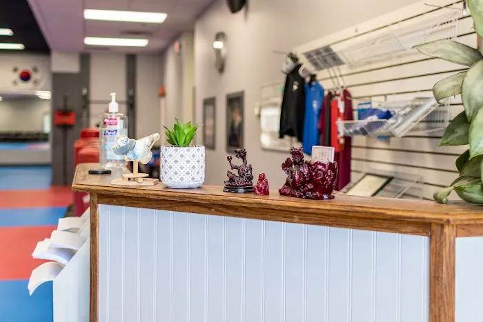 Frank Family Karate Plus Picture 4