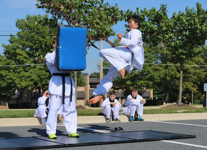 U.S. Taekwondo Academy Picture 6
