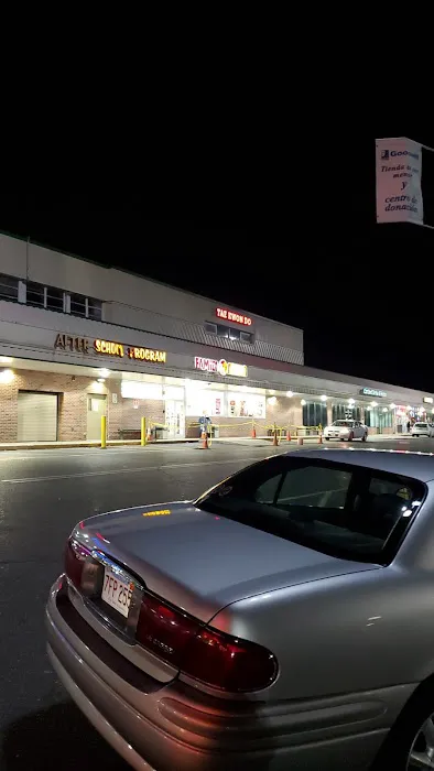 Master Heo's Tae Kwon Do Child Care Picture 1