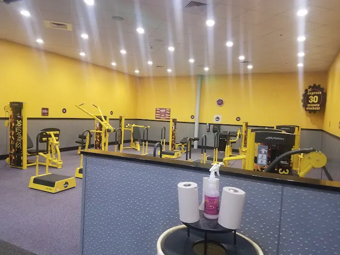 Planet Fitness Picture 3
