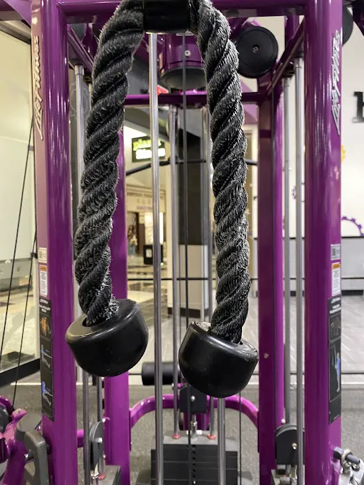 Planet Fitness Picture 6