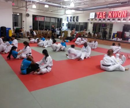 Lee’s Taekwondo Martial Arts