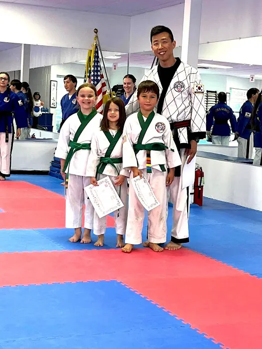 Min's Karate Academy Picture 6