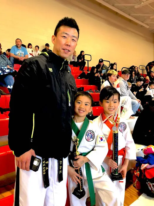 Min's Karate Academy Picture 9