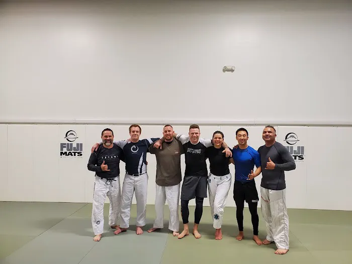 Rising Tide Academy (Columbia) Gracie Jiu-Jitsu - Muay Thai Picture 6