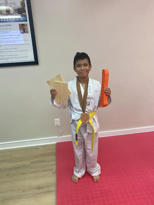 Jung's U.S. Taekwondo Milford Picture 6