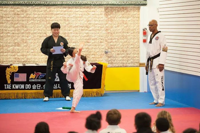 Choi's Tae Kwon Do Picture 8