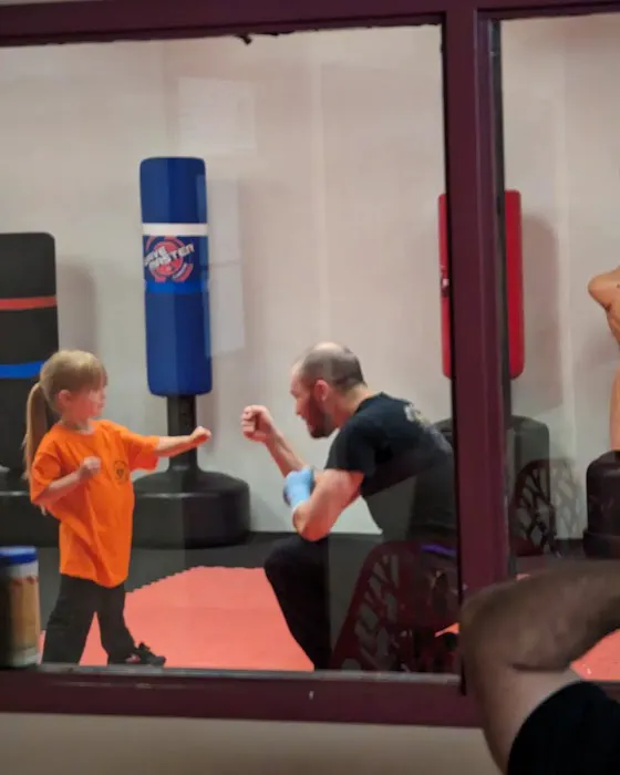 Dragon Gate Kung Fu Academy Picture 6