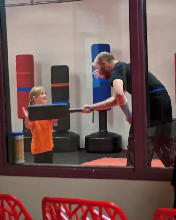 Dragon Gate Kung Fu Academy Picture 9