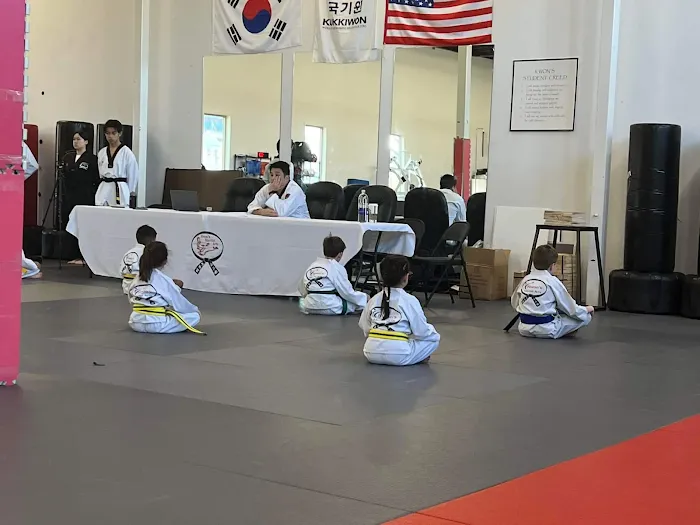 Kwon's Martial Arts Center Picture 4