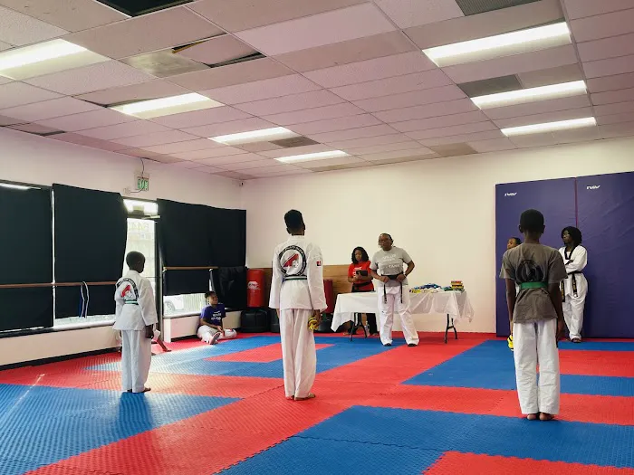 APLUS Martial Arts & Athletics Picture 3