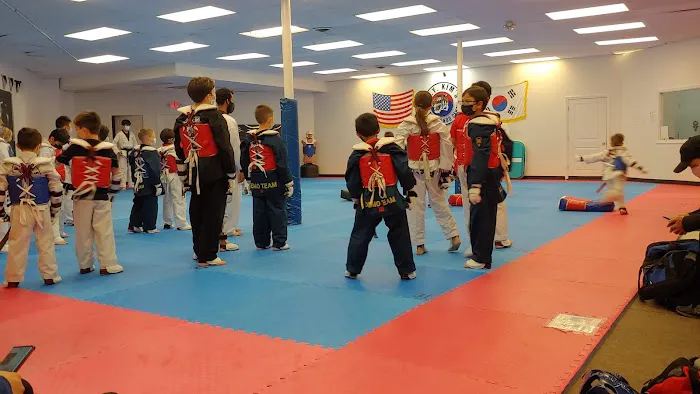 U.S. TAEKWONDO CENTER Picture 3