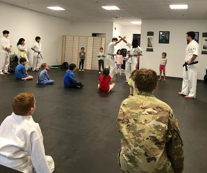 T. Rose Karate , Holden Picture 3