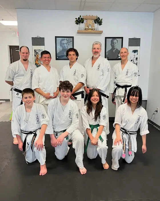 T. Rose Karate , Holden Picture 1